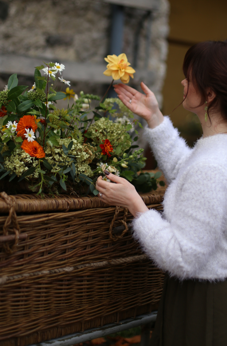 Founder of May & June refining wild & natural funeral casket spray for meaningful, sustainable farewells. Mix of fresh and dried flowers, all locally grown, creating a naturally beautiful tribute that honours life